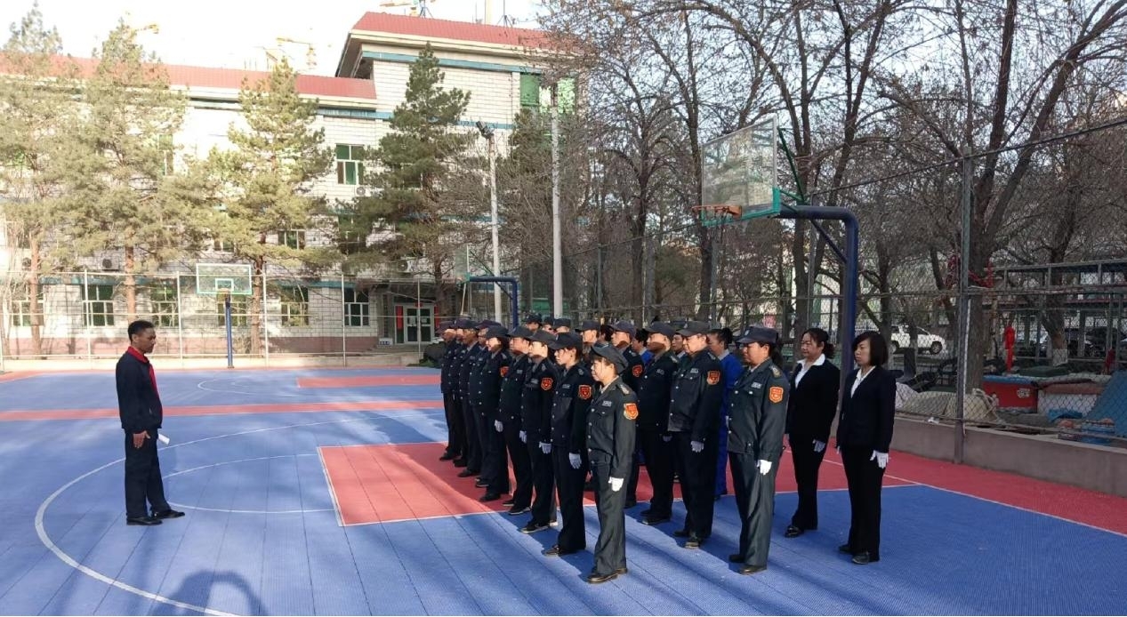 曦城物業(yè)組織員工進行軍訓(xùn)