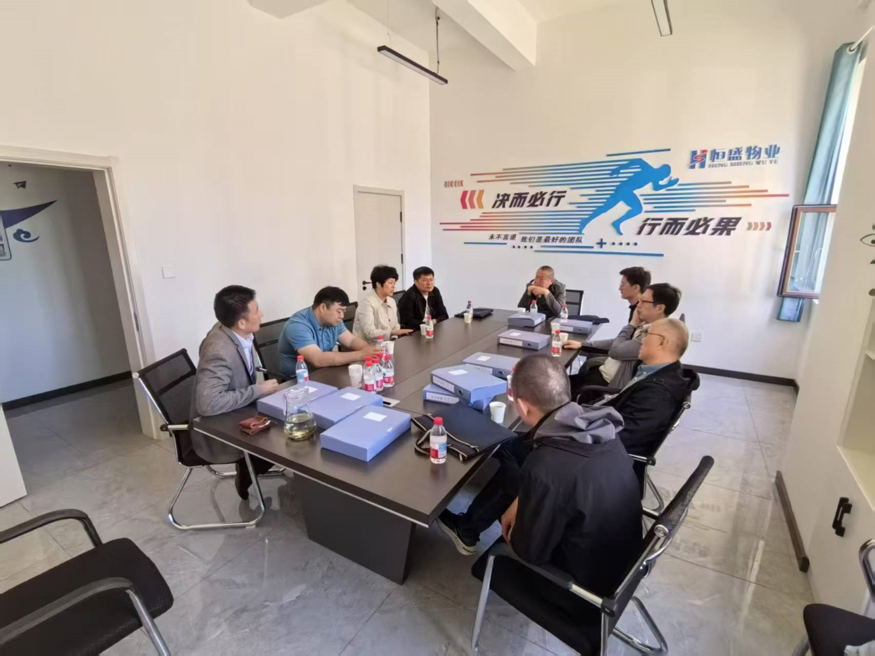 自治區(qū)保交樓調研單位走進曦隆國宸小區(qū) 考察優(yōu)秀經驗助力全區(qū)房地產市場穩(wěn)健發(fā)展