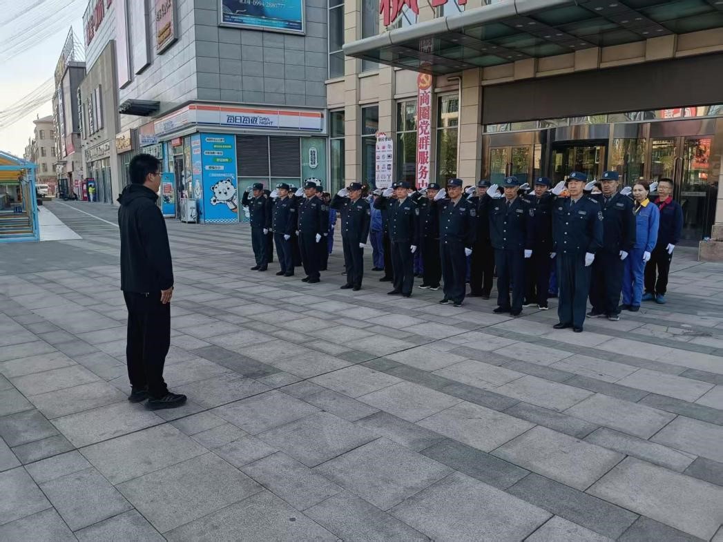 “軍”風入物業(yè)  “訓”出新風貌