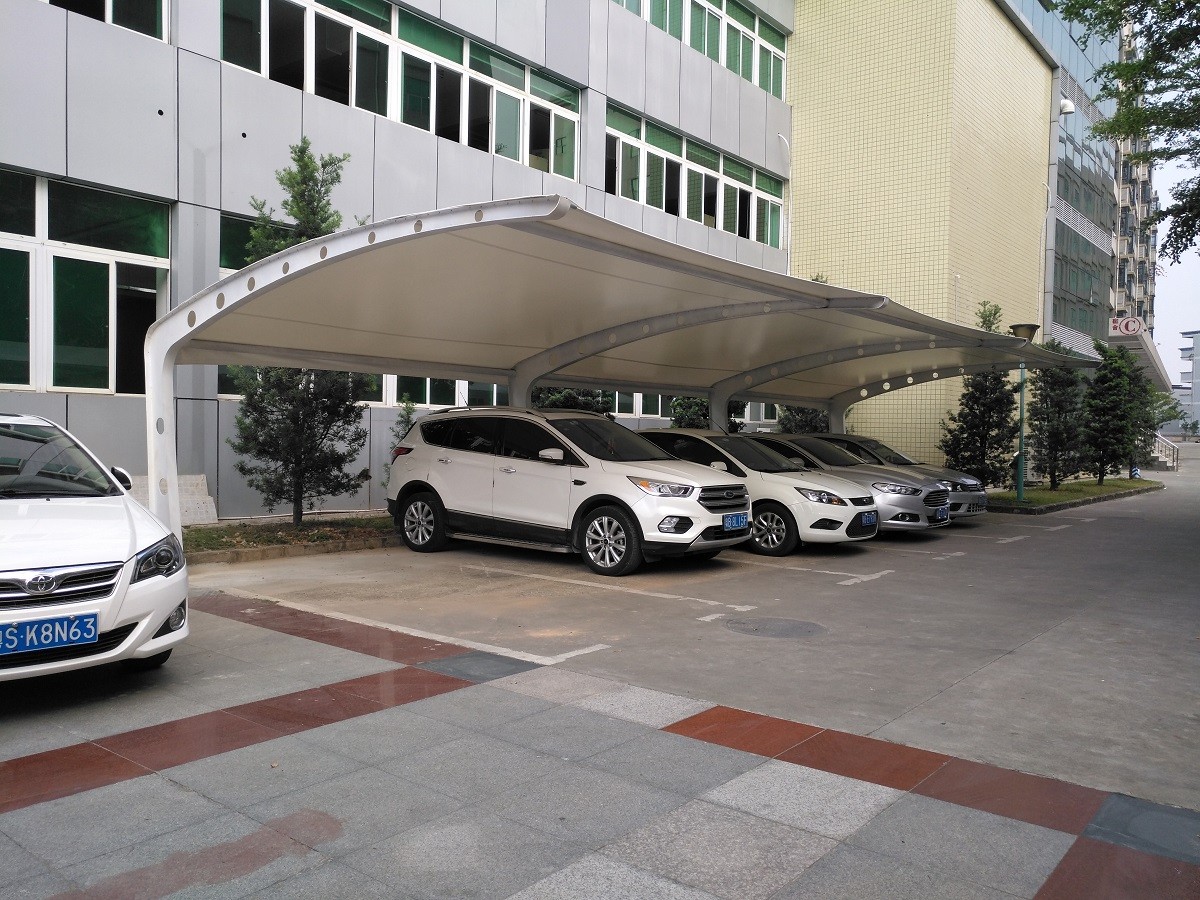 7字型膜結(jié)構(gòu)停車(chē)篷