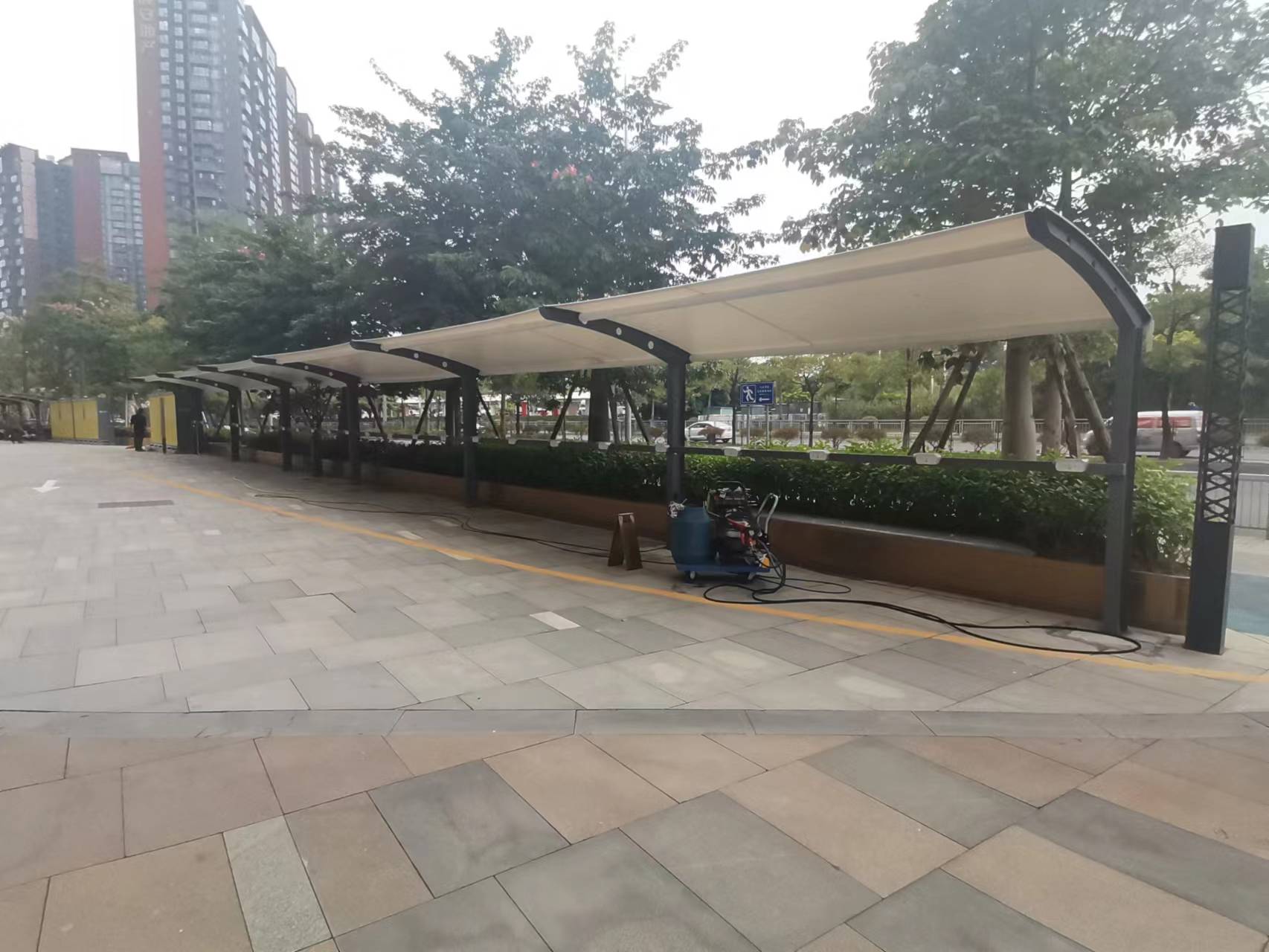 膜結(jié)構(gòu)停車篷